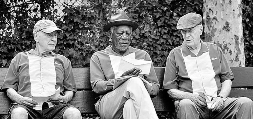 -“UN GOLPE CON ESTILO”.-