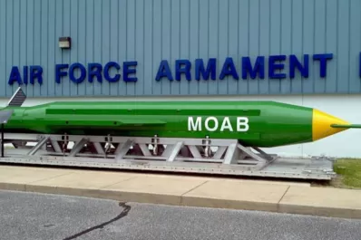 Estados Unidos atacó a Estado Islámico con la madre de todas las bombas