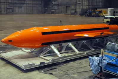 La súper bomba de EEUU mató a 36 yihadistas en Afganistán