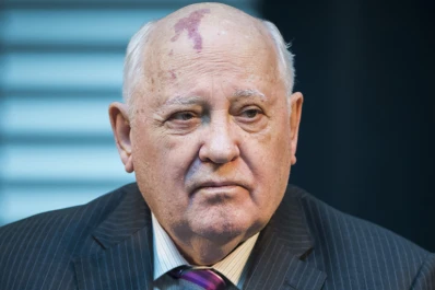 Se sumó Rusia: Gorbachov alertó sobre el posible inicio de una carrera armamentista