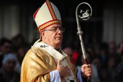 Zecca instó a los políticos a superar la “grieta”