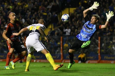 Boca dejó pasar otro tren y empató con Patronato