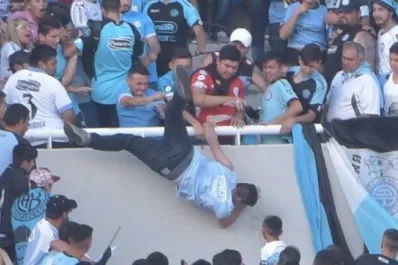 Video: así comenzó la golpiza al hincha Emanuel Balbo en el clásico cordobés