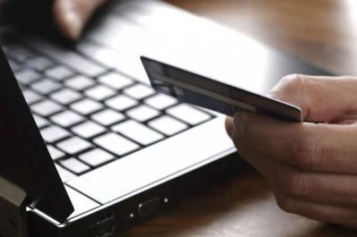 ¿Comprás on line? Contanos tu experiencia y ganá un Motorola G4 Play