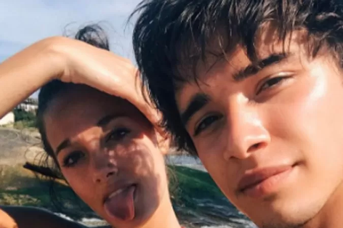 FAMOSOS. Los jóvenes se pasan la mayor parte del día compartiendo su intimidad en las redes sociales. FOTO TOMADA DE INSTAGRAM.COM/JULIANSERRANO01