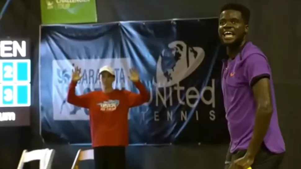 Insólito: por los gemidos de una pareja suspendieron un partido de tenis