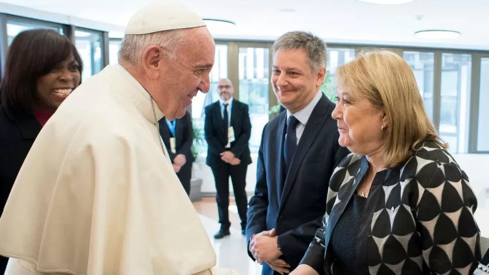 El Papa anunció que no recibirá políticos argentinos hasta después de las elecciones