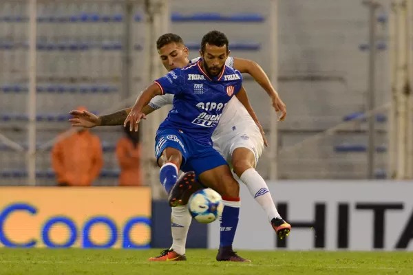 Vélez le ganó sobre la hora a Unión