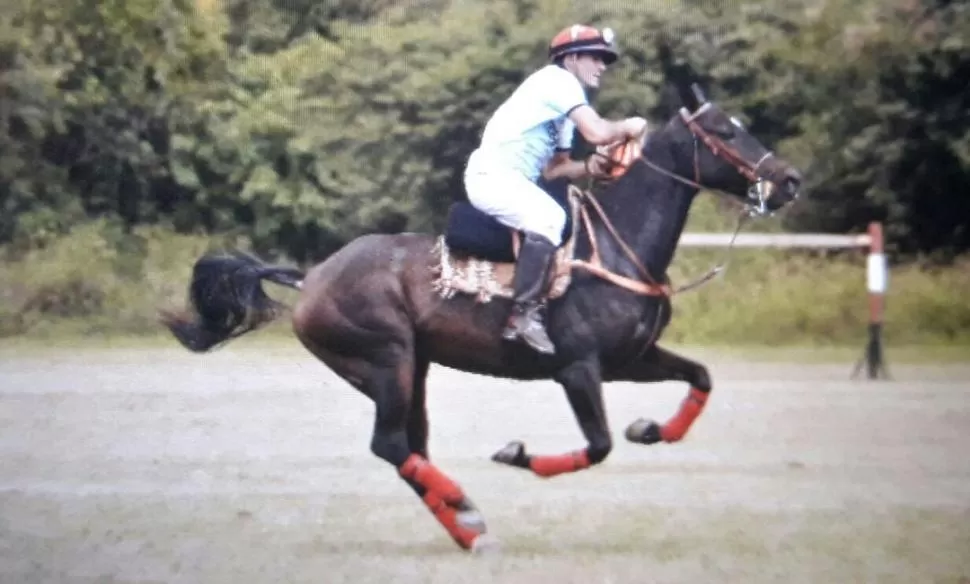 VELOCIDAD. Sancho Miñano mostró un gran nivel en la jornada inaugural. foto de María Emilia Valdivieso
