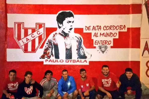 Dybala ya tiene su mural en la cancha de Instituto