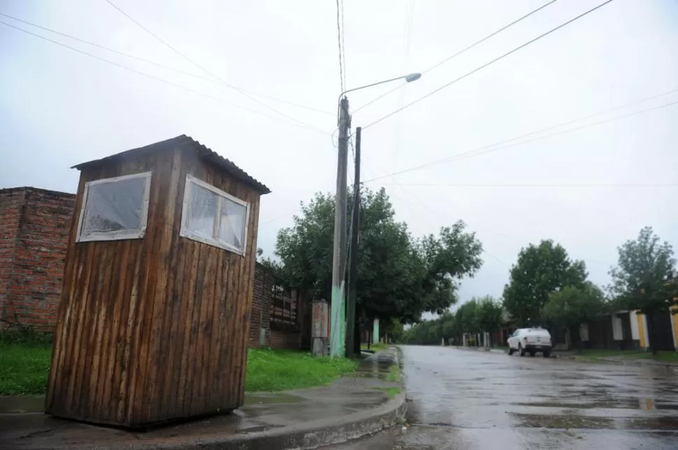BARRANCAS DEL SALÍ. El rondín recibió el disparo a 100 metros de esta garita, donde trabajaba desde hace seis años. ARHIVO