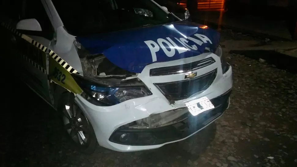 Robo, persecución y accidente en la noche de El Bajo