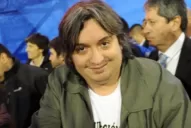 Máximo Kirchner aclaró que Cristina se autoexcluye de la feria de vanidades pero no de su candidatura