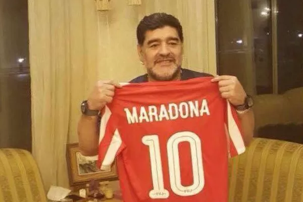 Maradona, el nuevo entrenador del Al Fujairah de Emiratos Árabes