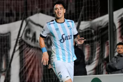 La lesión de Zampedri en las redes: memes, lamentos y aliento para el goleador