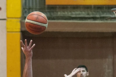 Talleres enfrenta a Bisso Hermanos en el juego 5 de la serie de cuartos