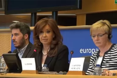 Cristina Kirchner: la sociedad no está capacitada para leer lo que pasa detrás de las noticias