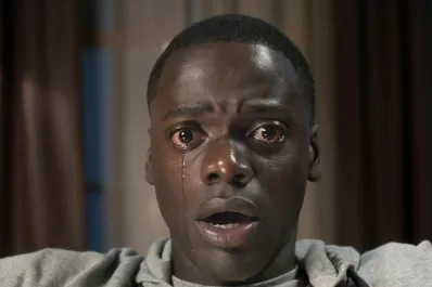 Huye: a desconfiar de la amabilidad