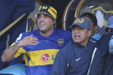 Si nosotros no podemos entrar a las canchas por estar procesados, tampoco podría hacerlo Macri