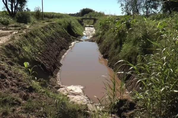 Inundaciones: denuncian sobreprecios e ineficacia en Alberdi