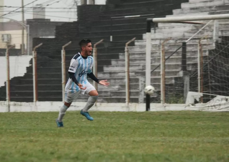 FIGURA. Gastón Cuevas (Atlético). foto de @pucat15 / twitter