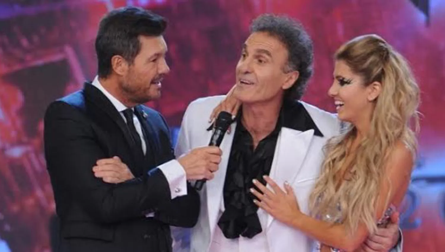 MARCELO TINELLI, OSCAR Y CANDELA RUGGERI. FOTO TOMADA DE RATINGCERO.COM