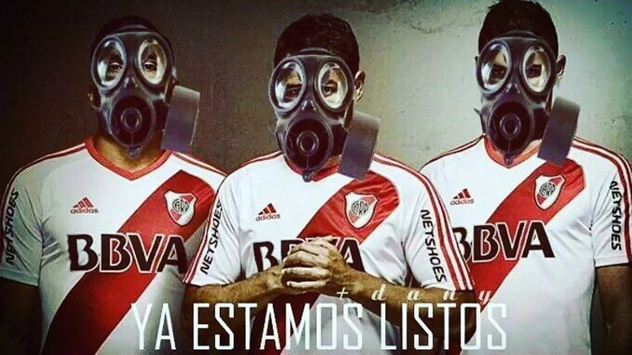 Los hinchas de River se burlan de Boca con memes, a dos años del “gas pimienta”