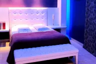 ¡Insólito! Un hotel alojamiento ofrece habitaciones con corralitos para bebés