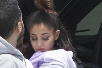 Ariana Grande promete dar un concierto a beneficio en Manchester
