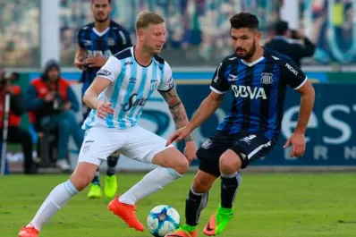 Mirá el blooper que terminó en gol de Menéndez