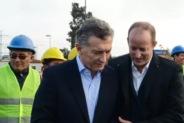 Los políticos se sacan chispas