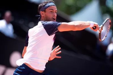 Schwartazman y Kicker avanzan en el Abierto de tenis de Roland Garros