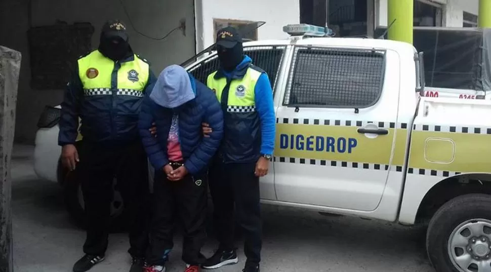 OPERATIVO EXITOSO. El prófugo fue capturado por la Digedrop en Aguilares. comunicación pública