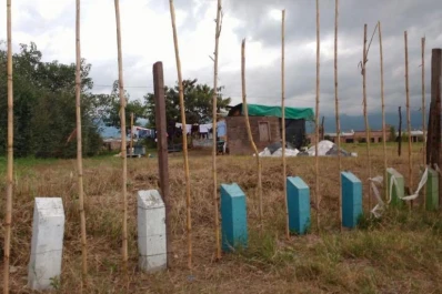 Alertan sobre la usurpación de espacios públicos y piden que la Intendencia actúe