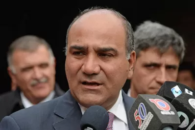 Manzur contradijo a Rojkés:  “tenemos que ser prudentes”