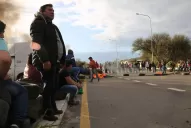 Urtubey viajó hasta el piquete de los bagayeros para intentar destrabar el conflicto