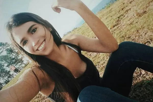 A dos semanas del accidente, Paula evoluciona y ya dice algunas palabras