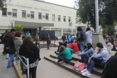 Piden mejores condiciones de seguridad en la UNT tras un presunto intento de secuestro