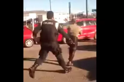 Latigazo, impotencia y autoritarismo