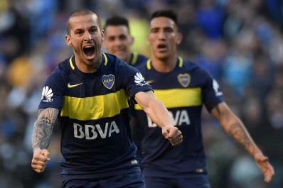 Boca goleó 4-0 a Aldosivi y está más cerca de lograr el título de Primera División