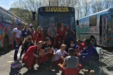 Así es la fiesta de sexo, música y alcohol que dura un mes