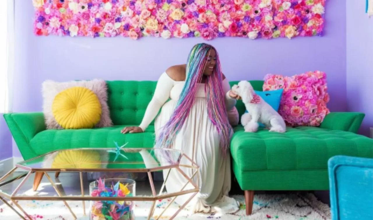 Vive su mundo de fantasía en el departamento más colorido del mundo