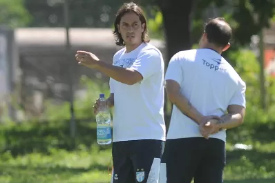 Diego Erroz sucederá interinamente a Pablo Lavallén