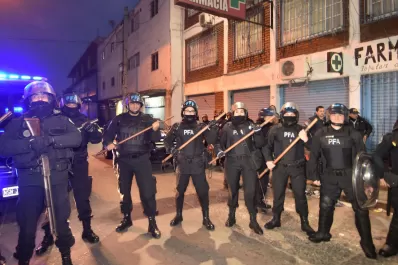 Allanamientos en La Salada: encontraron $11 millones en cajas fuertes ocultas en las paredes