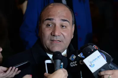 Manzur criticó a Macri: “hay que modificar las políticas económicas que está llevando adelante el Presidente