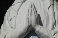 Mirá las fotos que muestran el fenómeno de la Virgen de Lourdes