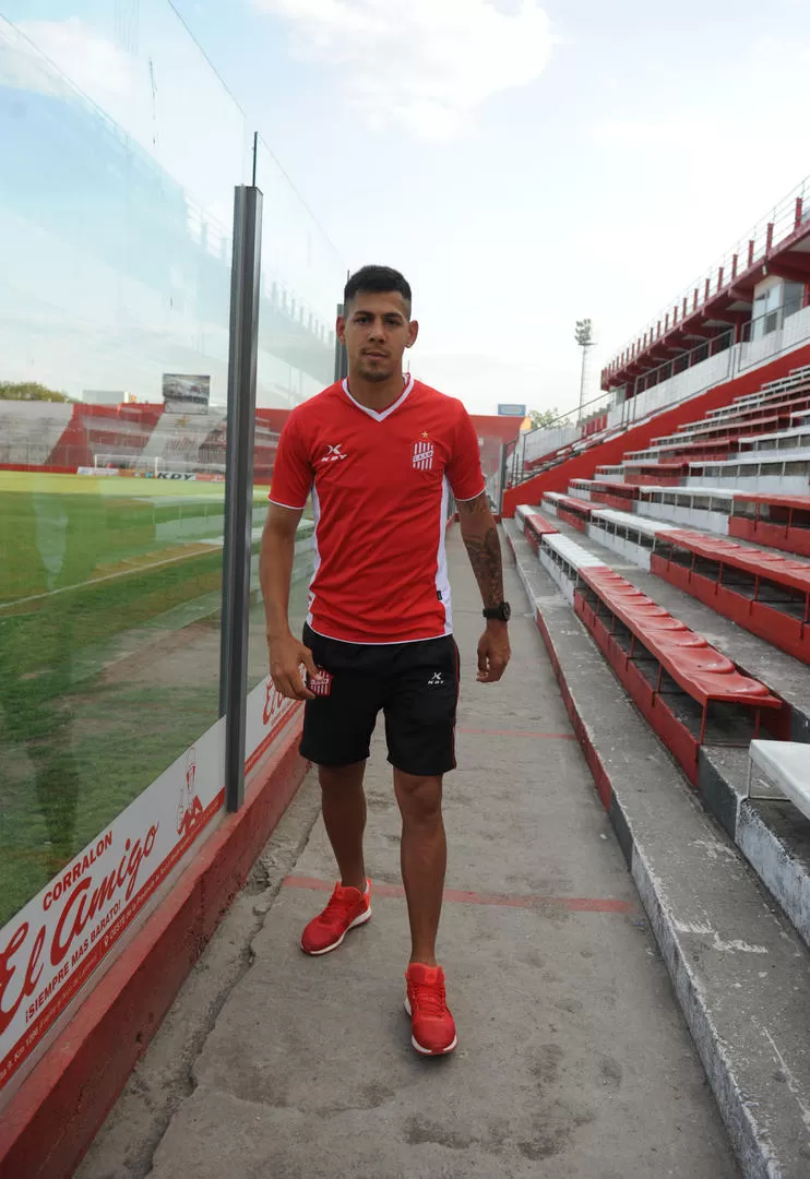 CHANCE. Si se recupera de la lesión, Mauro Quiroga estará entre los suplentes. la gaceta / foto de antonio ferroni