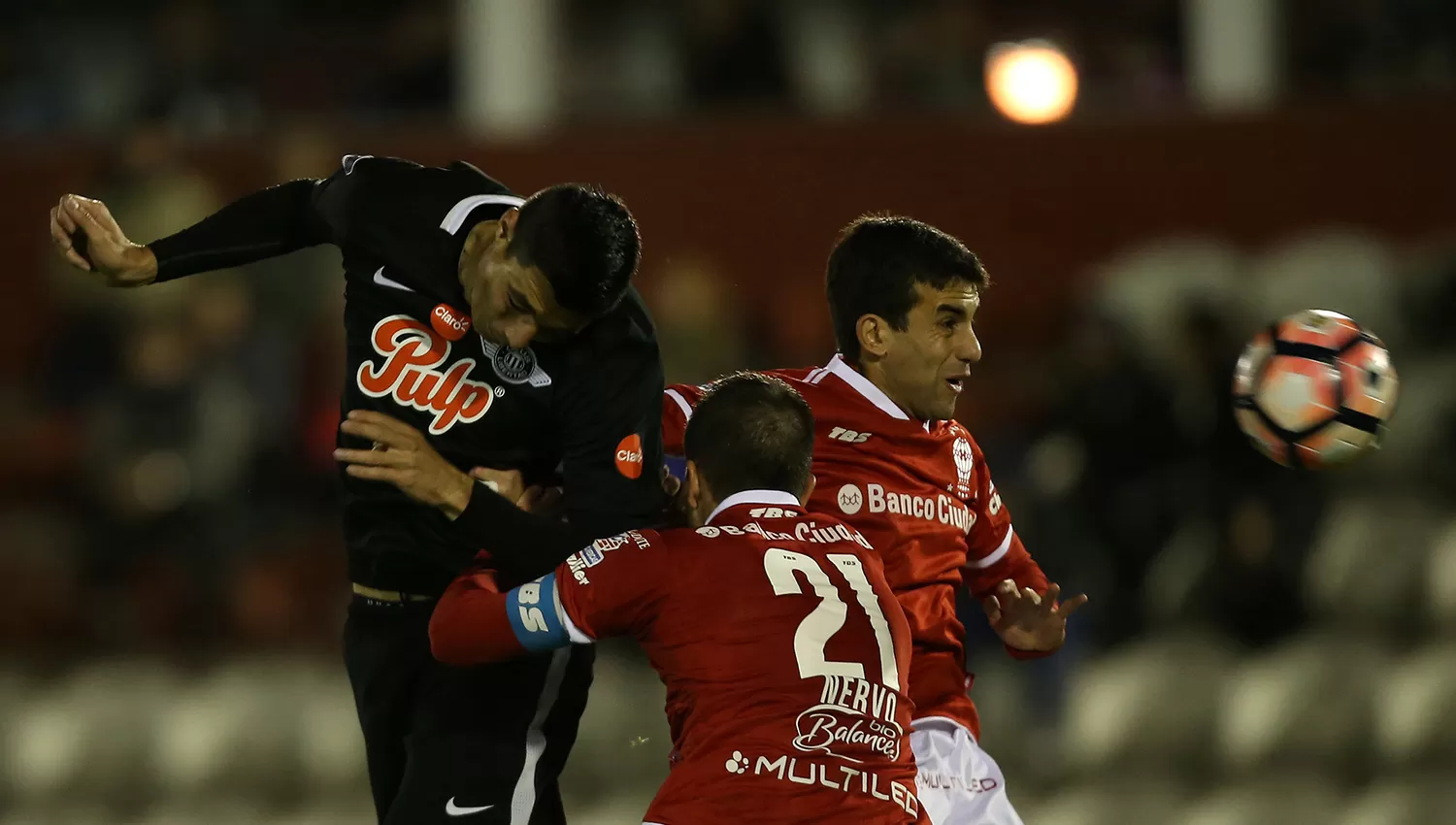 Oscar Tacuara Cardozo garantiza gol y ya anotó dos contra el Globo.
REUTERS