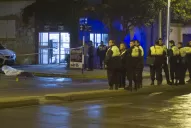 “Hubo tres tiros y después cayeron los dos al pavimento”