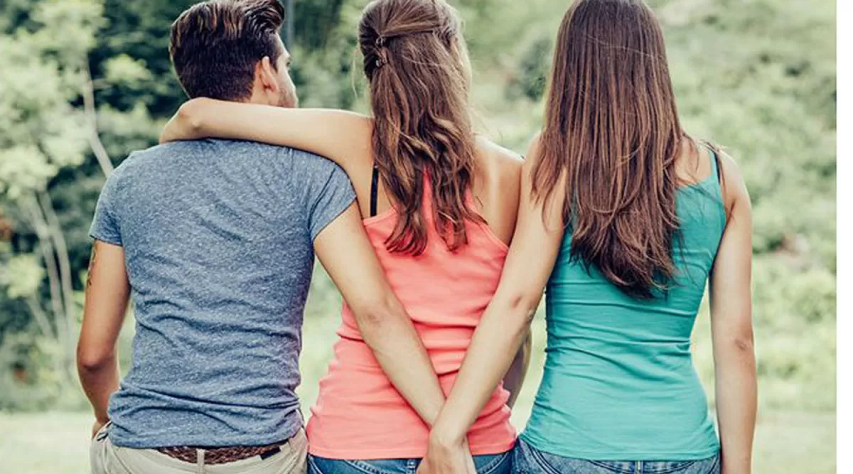 ¿Puede el dinero favorecer la infidelidad?